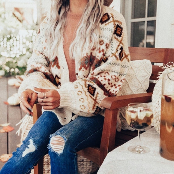 NEW Boho Chunky Knit Tribal Cardigan Long Lantern Sleeve Cream - Picture 1 of 11